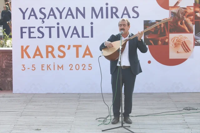 Kars'ta Yaşayan Miras Festivali Renkli Başladı