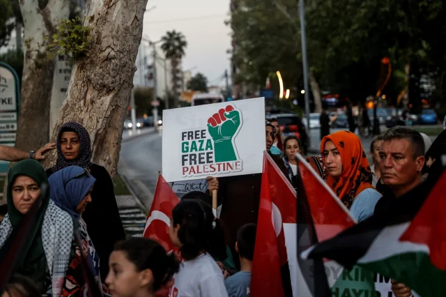 Mersin'deki Buluşma Gündemde: Filistin İçin Sürpriz Destek