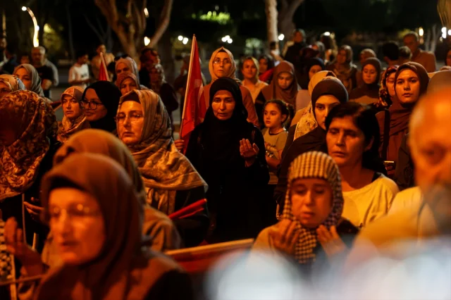 Mersin'deki Buluşma Gündemde: Filistin İçin Sürpriz Destek