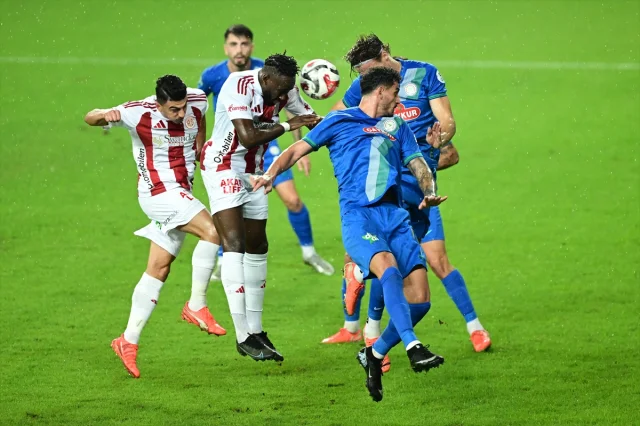 Antalyaspor ve Çaykur Rizespor Maçında Nefes Kesici Anlar