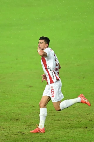 Antalyaspor ve Çaykur Rizespor Maçında Nefes Kesici Anlar