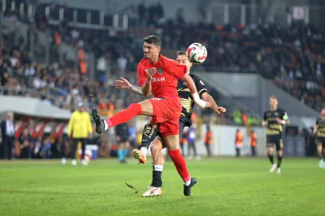 Trendyol 1. Lig'de Çorum FK'den Manisa FK'ya Ezici Galibiyet