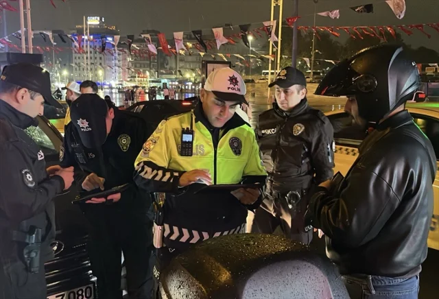 İstanbul'da gece huzur uygulaması başladı