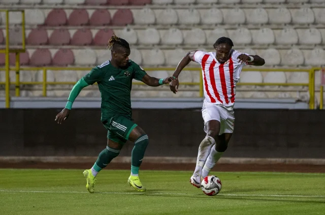 Bolu'da Futbol Şöleni: Esenler Erokspor Boluspor'u Geçti