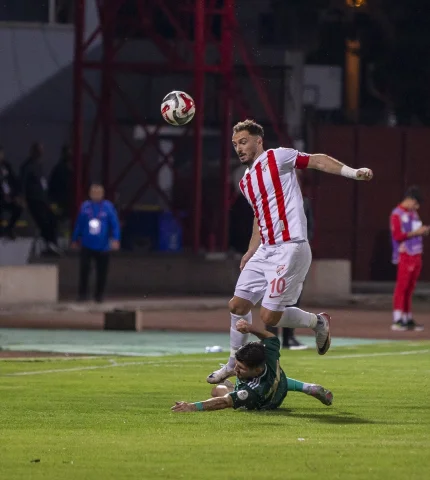 Bolu'da Futbol Şöleni: Esenler Erokspor Boluspor'u Geçti