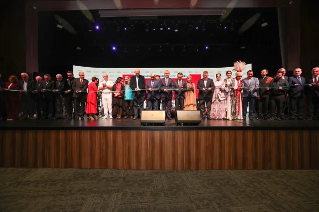 Kocaeli Kitap Fuarı'nda Müziğin Büyüleyici Etkisi