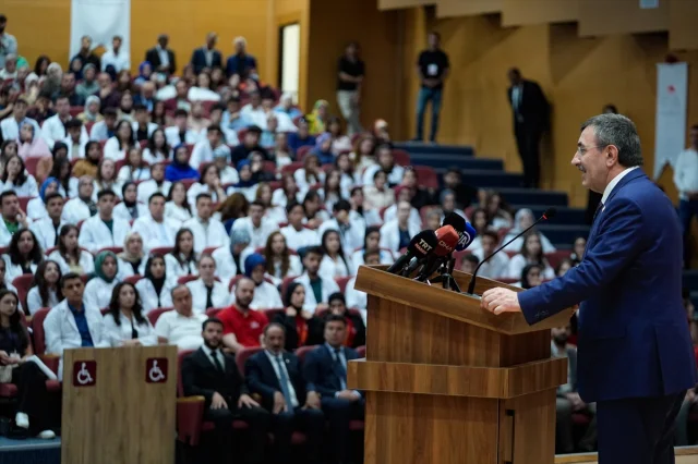 Cevdet Yılmaz'dan Teknoloji ve Eğitim Üzerine Çarpıcı Açıklamalar