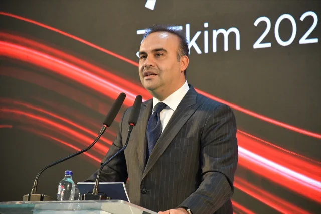 Bilecik'te Dev Çelik Fabrikasının Açılışı: Sanayi Bakanı Kacır'ın Dikkat Çeken Sözleri