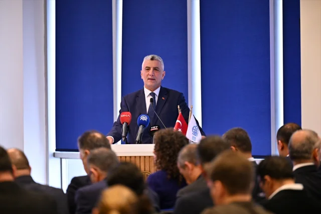 Ticaretin Geleceği İstanbul'da Şekilleniyor: Ömer Bolat İSTOÇ'la Buluştu
