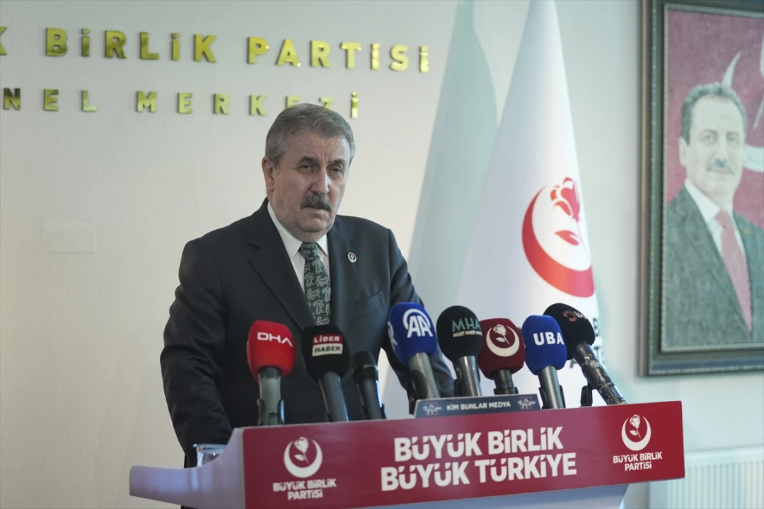 Büyük Birlik Partisi Lideri Destici: Dünya İnsanlığı Soykırıma Karşı Ayakta