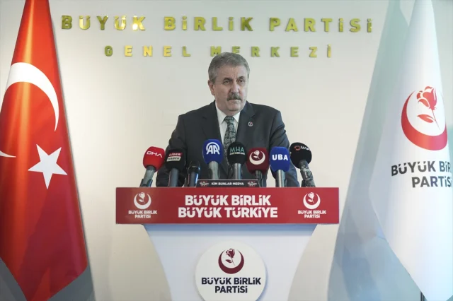 Büyük Birlik Partisi Lideri Destici: Dünya İnsanlığı Soykırıma Karşı Ayakta