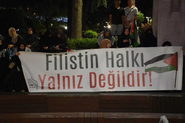 Trabzon'daki çarpıcı protesto dünya gündemine yerleşti