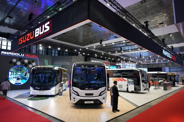 Anadolu Isuzu Geleceğin Ulaşımını Busworld Europe'da Tanıttı