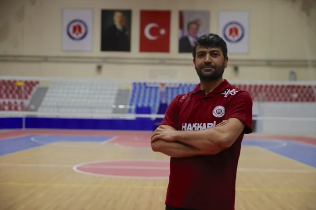 Hakkari Kadın Voleybol Takımı Zirve Hedefiyle Sahaya Çıkıyor