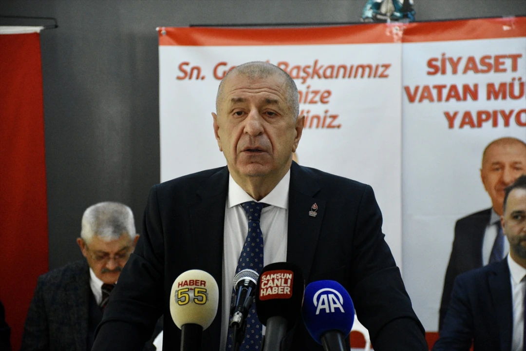 Ümit Özdağ Samsun'da Çarpıcı Açıklamalarda Bulundu