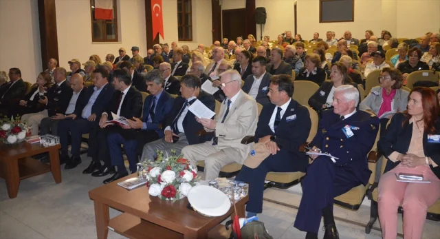 Gelibolu'da Ansızın Birleşen Torunlar: Barış Mesajı Veren Tarihi Buluşma