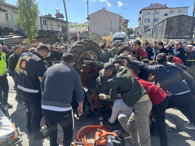 Uşak'ta Zincirleme Kaza Sürücüleri Harekete Geçirdi