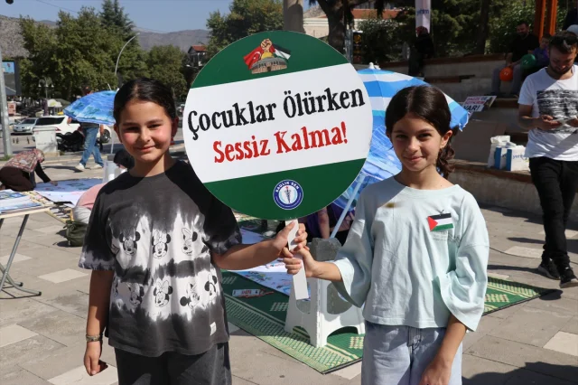 Türkiye Genelinde Filistinli Çocuklar İçin Çizim Etkinlikleri Düzenlendi
