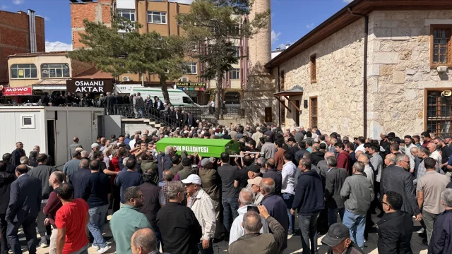 Konya'da Öğretmenin Trajik Kaybı: Cenazesi Gözyaşlarıyla Defnedildi