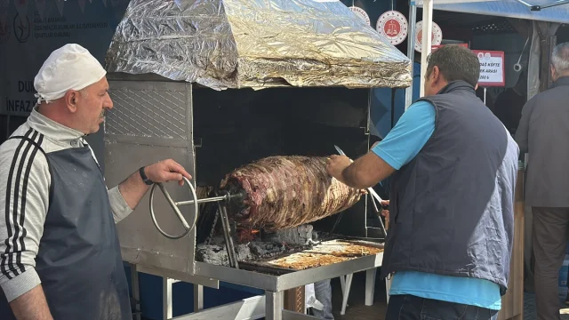 Edirne'de El Emekleri Ziyaretçi Akınına Uğruyor