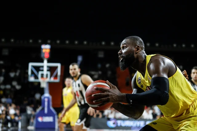 Beşiktaş GAİN Mersin Deplasmanında Fırtına Gibi Esti