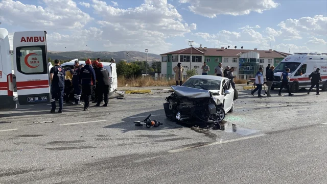 Dikkatsiz An Sivas'ta Can Aldı: Korkunç Kazanın Ayrıntıları