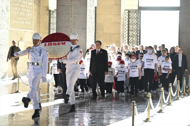 LÖSEV'in Anıtkabir Ziyaretinde Duygusal Anlar
