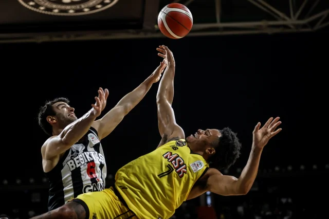 Beşiktaş GAİN Mersin Deplasmanında Fırtına Gibi Esti