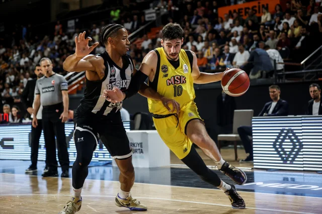 Beşiktaş GAİN Mersin Deplasmanında Fırtına Gibi Esti