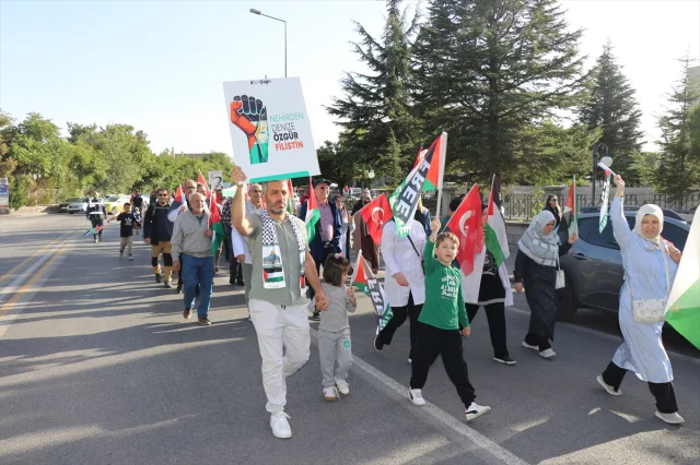 Kayseri'de sağlık çalışanlarından Gazze için güçlü tepki