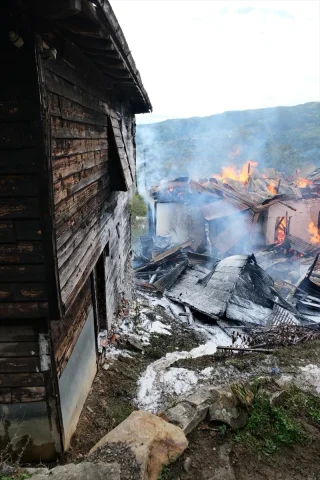 Kastamonu'nun Bozkurt ilçesinde Yangın Felaketi