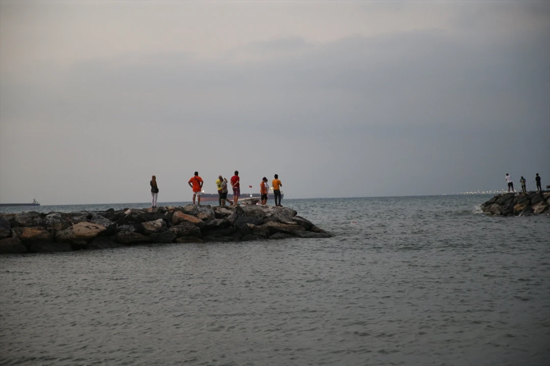 İskenderun Körfezi'nde Nefes Kesen Maraton: Gözler Elif Berke'nin Zaferinde