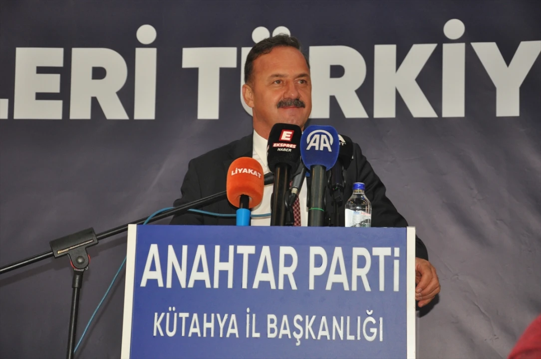 Yavuz Ağıralioğlu'nun Kütahya Ziyaretinde Öne Çıkanlar