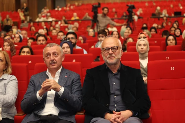 Kocaeli Kitap Fuarı'nda İlk Gün Yoğun İlgi Topladı