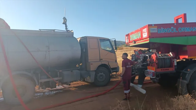 Bingöl'de yürekleri ağızlara getiren orman yangını kontrol altına alındı