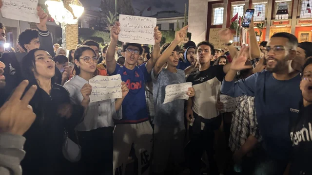 Fas'ta Z Kuşağının Protestoları: Gençlerin Talepleri ve Hükümete Mesajları