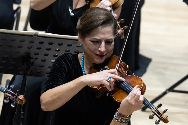 CSO'nun 200. yıl özel konserinde tarih yazıldı