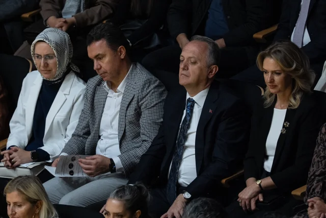 CSO'nun 200. yıl özel konserinde tarih yazıldı