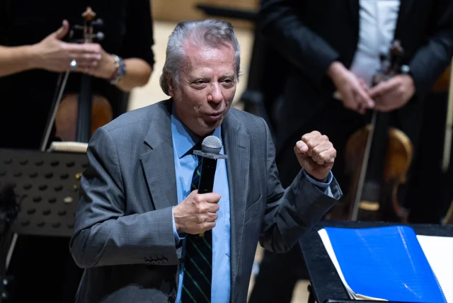 CSO'nun 200. yıl özel konserinde tarih yazıldı