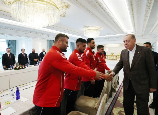 Cumhurbaşkanı Erdoğan'dan Yağlı Güreşin Olimpiyatları İçin Sürpriz Plan