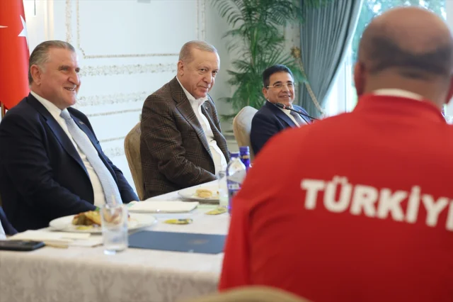 Cumhurbaşkanı Erdoğan'dan Yağlı Güreşin Olimpiyatları İçin Sürpriz Plan