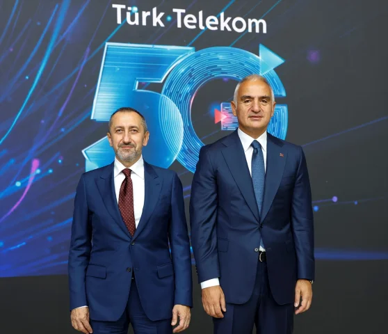 Türk Telekom AKM'de 5G ile Sanal Gerçeklik Deneyimi Sunuyor