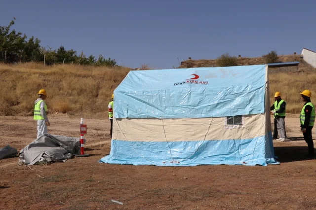 Elazığ'da Deprem Tatbikatı Adeta Gerçek Gibiydi