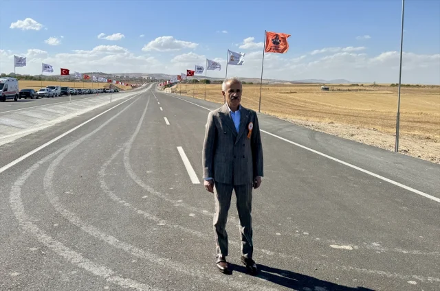 Kırşehir'de Yeni Yollar Açıldı: Ulaşım Ağı Güçleniyor