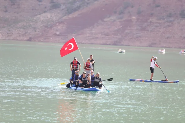 Siirt'te Dalga Dalga Direniş: Küresel Sumud Filosu'na Destek İçin Botan Çayı'ndaydılar