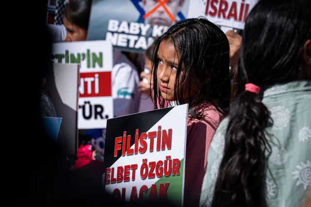 AK Parti Altındağ Gençliği İsrail'in Gazze'deki Eylemlerine Karşı Toplandı