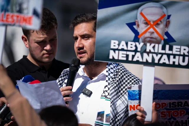 AK Parti Altındağ Gençliği İsrail'in Gazze'deki Eylemlerine Karşı Toplandı