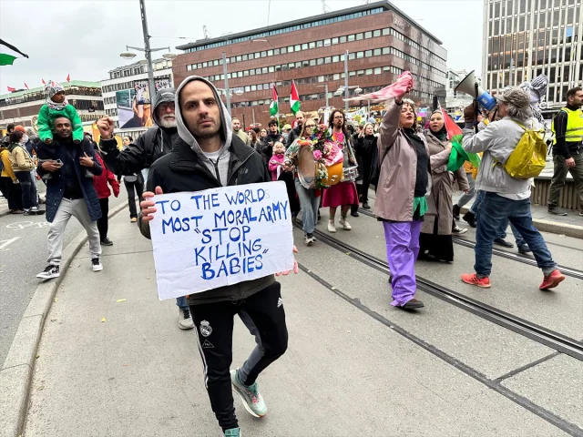 Stockholm'de İsrail'in Gazze Filo Saldırısına Protesto