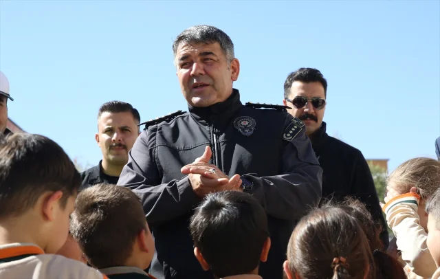 Erzurum'da Trafik Eğitimi Çocuklarla Buluştu