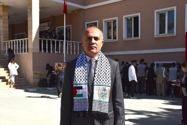 Van'daki okullardan Gazze'ye anlamlı destek etkinlikleri